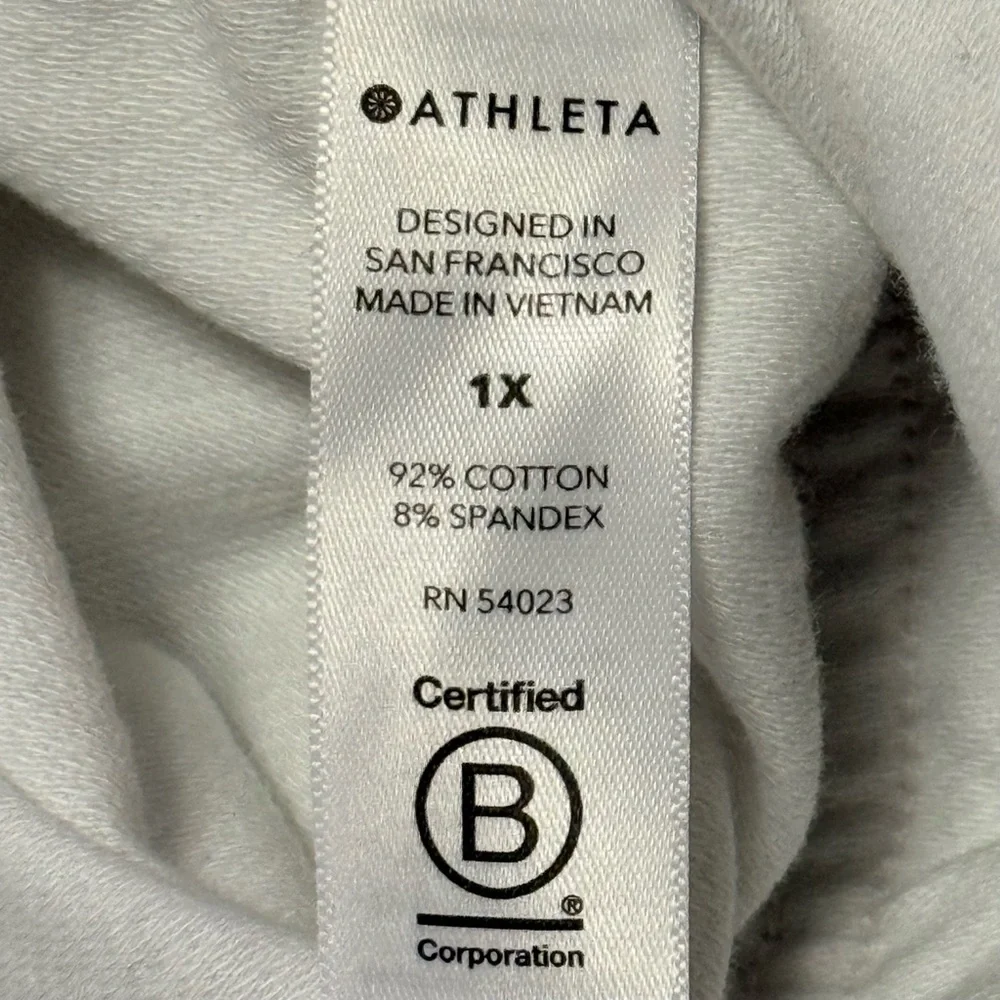 NWT Athleta Farallon PRINTED Shorts Romper 1X Spliced Magic Veil Grey Comfort